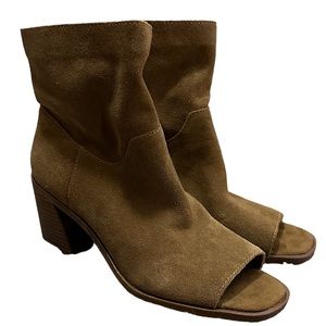 Lucky Brand Ryemi Peep Toe pull on suede tan  Ankle Boots, Women's Size 10 M,!!